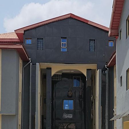 Bmh Hotel & Suites Ibadan Dış mekan fotoğraf
